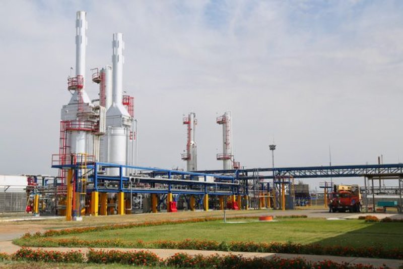 Россия даст нефть Казахстану и заберёт 70% топлива