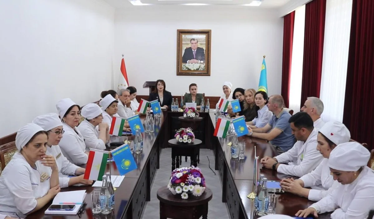 Дни казахстанской медицины стартовали в Таджикистане
