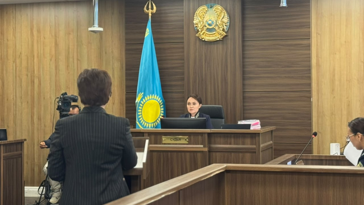 «Бір отбасынан үш адам жарақат алды, бірақ біз куәгер секілді отырмыз» – жәбірленуші Мырзуан ісі бойынша