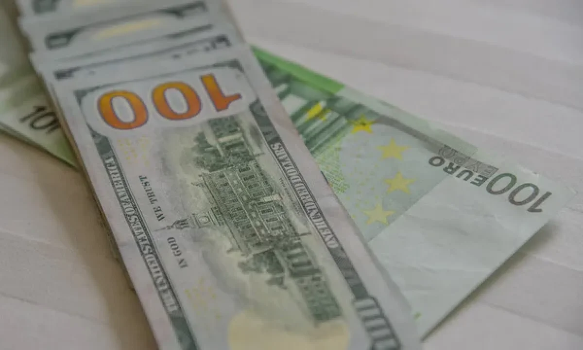 Курс валют в обменниках Алматы и Астаны 26 августа