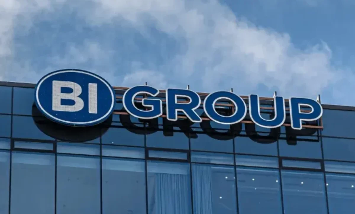 «50 миллион теңгеге осы ма?»: Тұрғын BI Group пәтерінің сапасын сынға алды