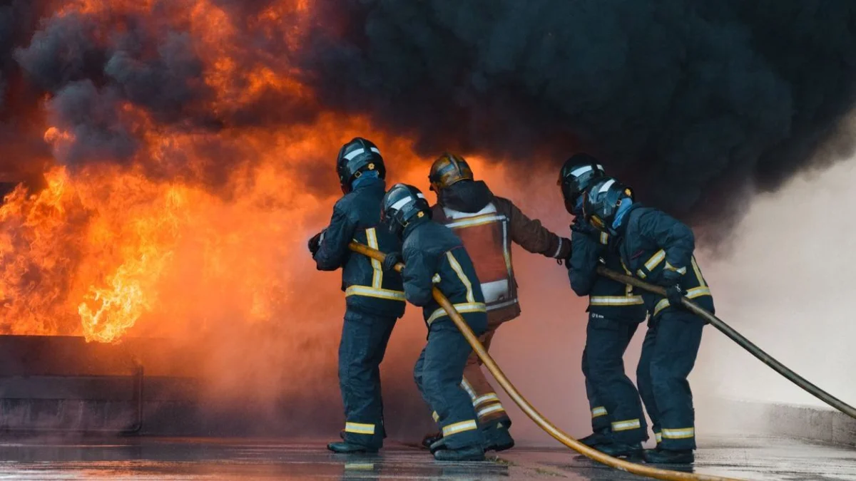Пәкістанда ауруханадан өрт шығып, 14 сәби тірідей жанып кетті