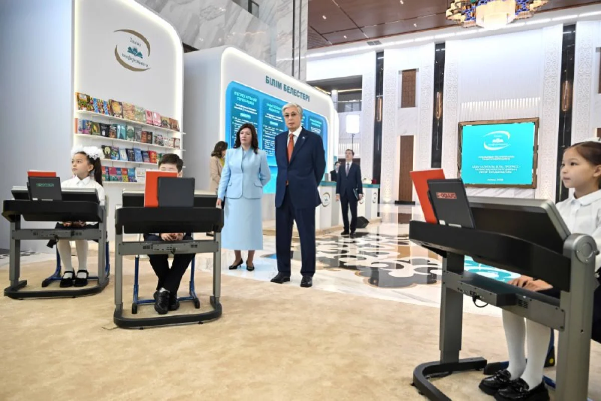 Президент ознакомился с современными подходами к развитию системы образования