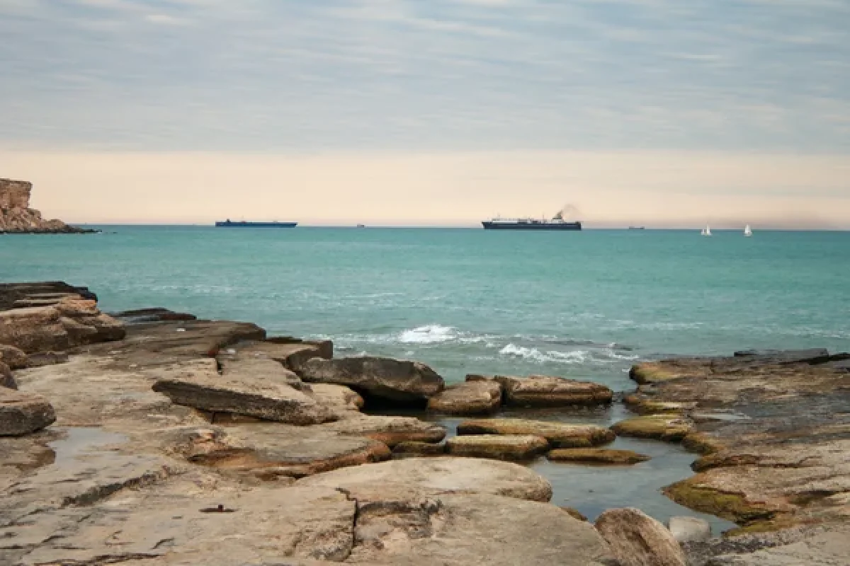 Новый остров появился в Каспийском море: его сняли на видео