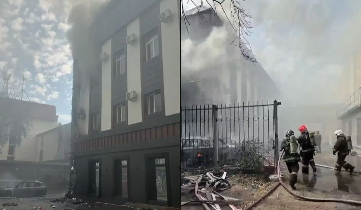 Пожар в Костанае: спасатели вывели женщину из горящего здания (ВИДЕО)