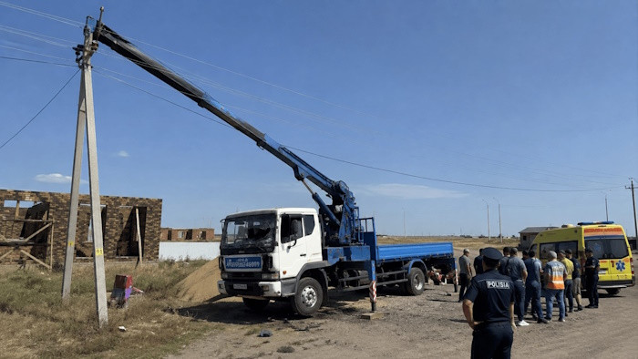 Водитель погиб от удара током на стройке в СКО