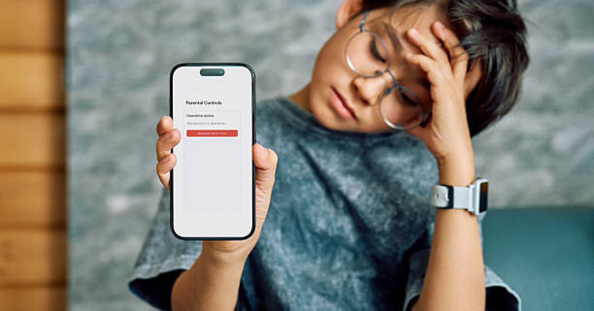  АҚШ-та жасөспірімдердің Instagram мен Facebook қолдануына шектеу қойылады 
