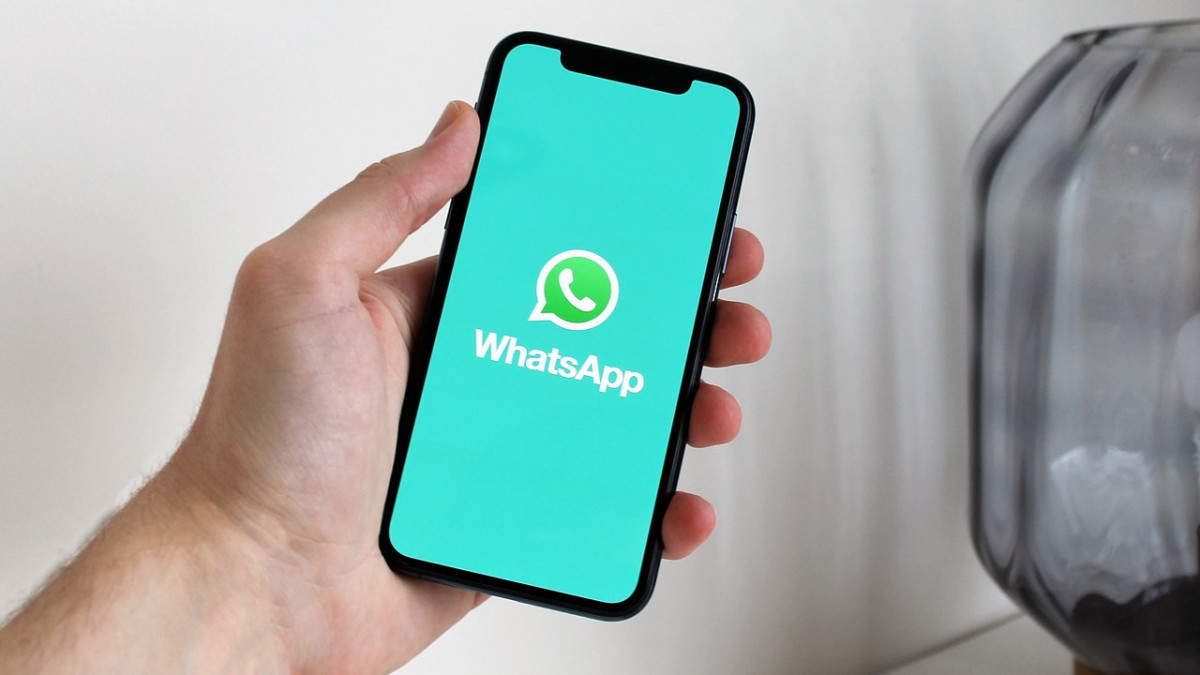 Жамбыл облысында такси жүргізушісі WhatsApp-тағы дауыстық хабарлама үшін жауапқа тартылды