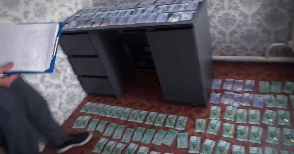  БҚО-да алаяқтарға көмектескен күдікті ұсталды 