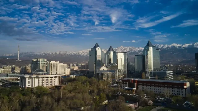 Бұршақ, найзағай, дауыл: Қазақстанның бірнеше өңірінде ескерту жарияланды