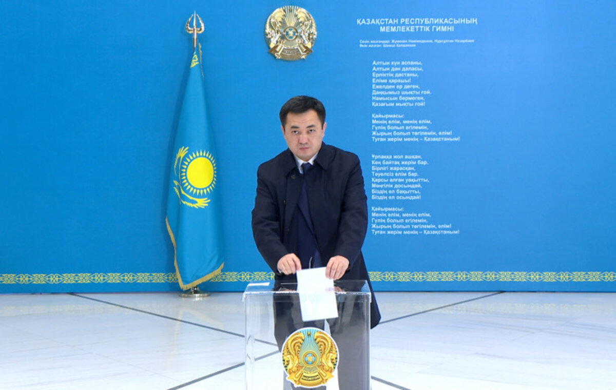 Токаев предложил Айбека Дадебая на пост председателя Курултая