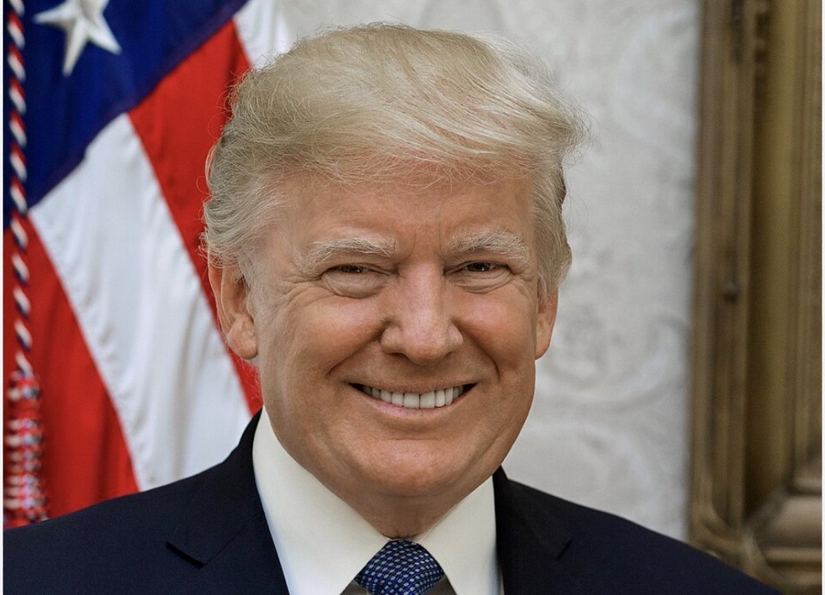 Трамп переименовал озеро Онтарио из-за конфликта с Канадой