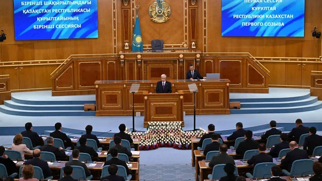 Тоқаев тарихты өкпе-ренішпен емес, шынайы көзқараспен жазуға шақырды