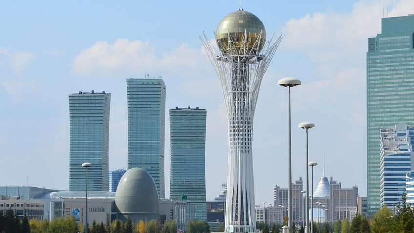 В Астане на четыре дня изменят движение на улице Бараева