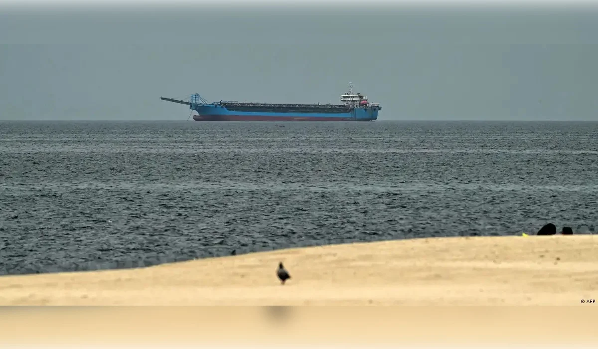 Около 6 тысяч моряков оказались заблокированы в Персидском заливе
