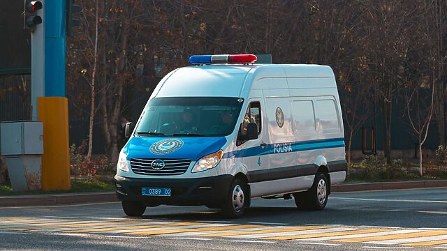 Астанада жалдамалы көліктен бір келі мефедрон табылды