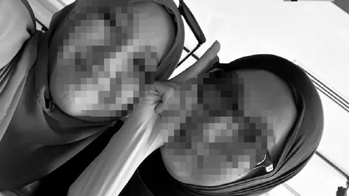 Тела погибших в ОАЭ сестер доставили в Казахстан
