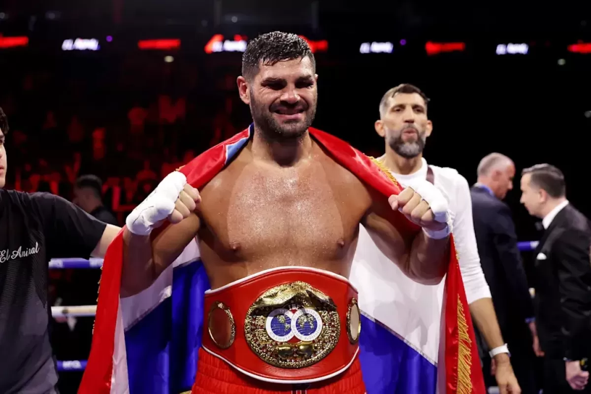 Усик босатқан IBF белбеуі жаңа иесін тапты