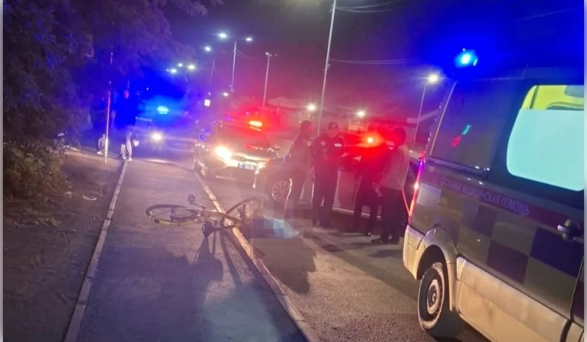 Женщина на велосипеде погибла под колесами «Газели» в Астане