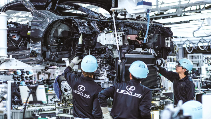 Жапониядан Қытайға: атақты Lexus енді Шынхайда шығарыла бастайды