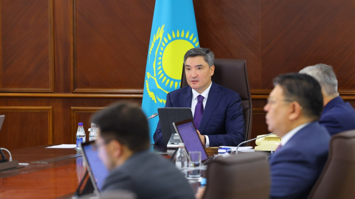 Курултай одобрил кандидатуру Олжаса Бектенова на пост Премьер-министра