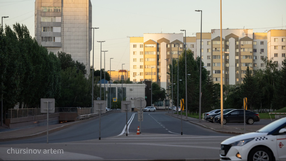 Астанада 46 жастағы велосипедші әйел «ГАЗельдің» астына түсіп қаза тапты