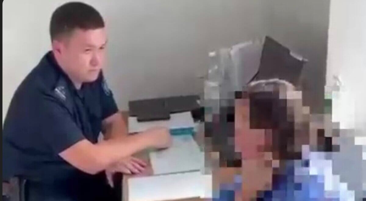 Новорожденного нашли в мусорке в Жамбылской области: женщина задержана