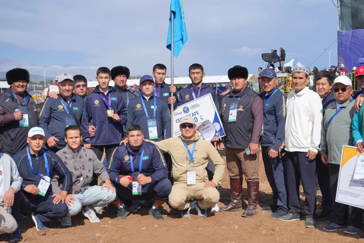 Қазақстандық балуандар көшпенділер ойындарында жүлделі орындарға ие болды
