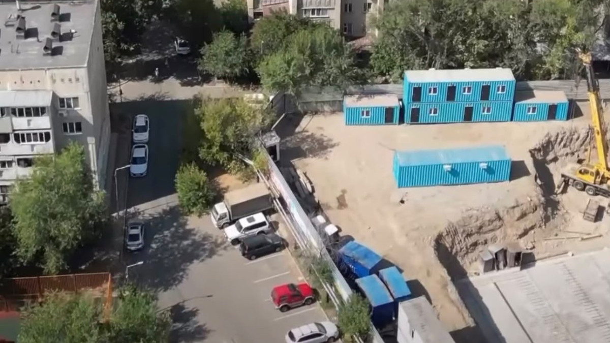 Алматыда Сайран тұрғындары жаңа құрылысқа алаңдаулы: Әкімдік ресми түсініктеме берді