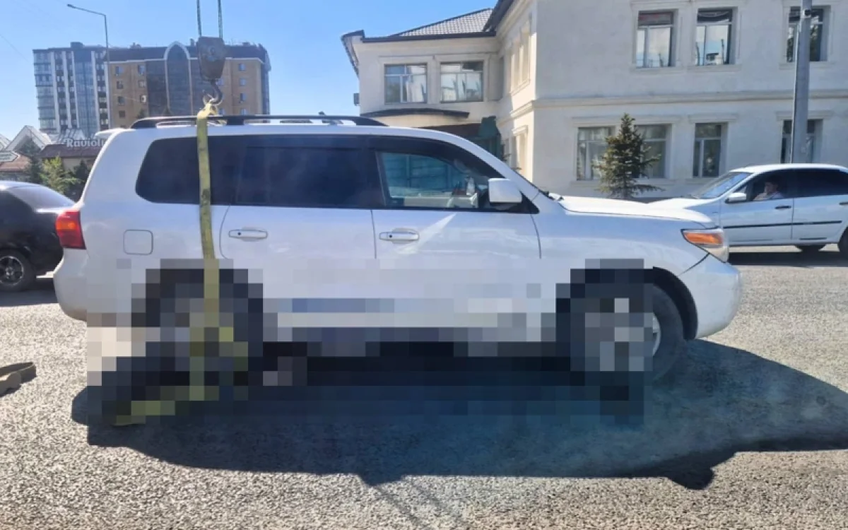 Семейде Toyota Land Cruiser қағып кеткен 69 жастағы әйел қаза тапты