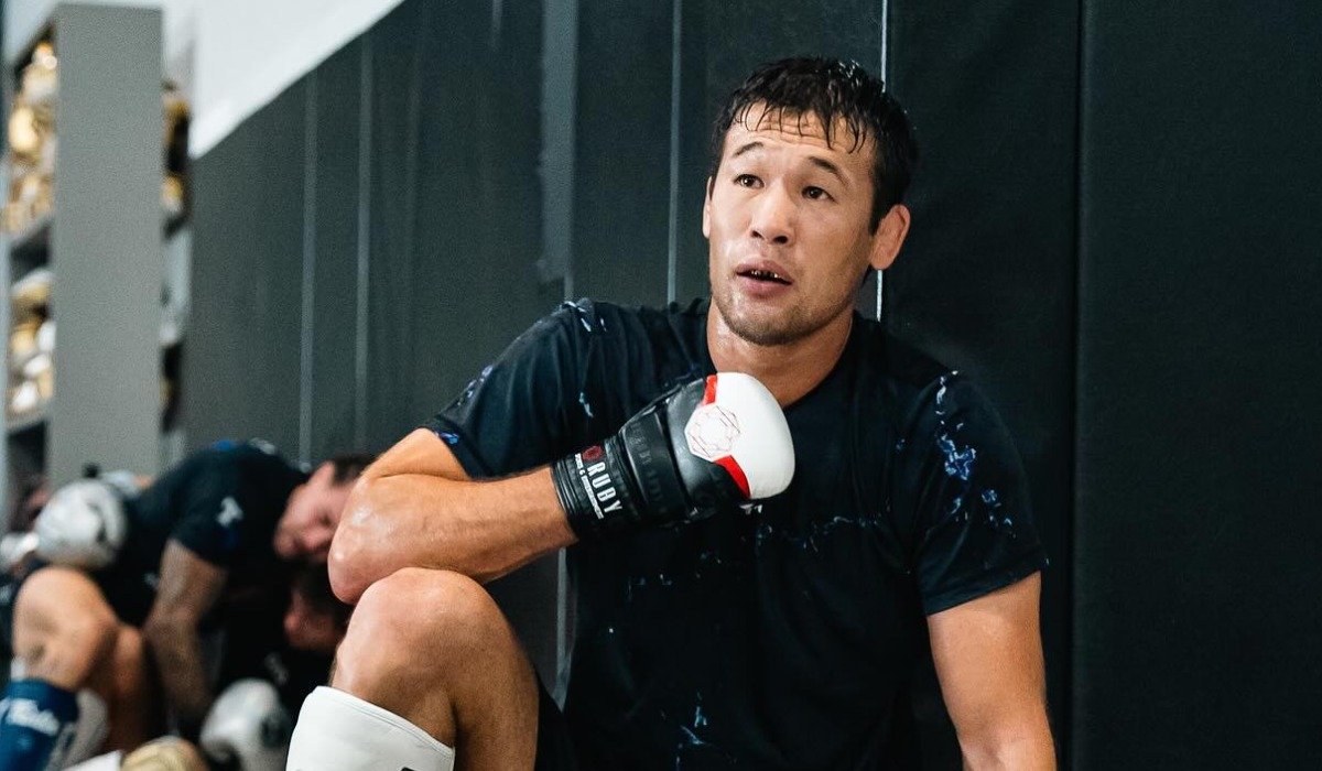 Тренер Рахмонова назвал сроки возвращения казахстанца в UFC