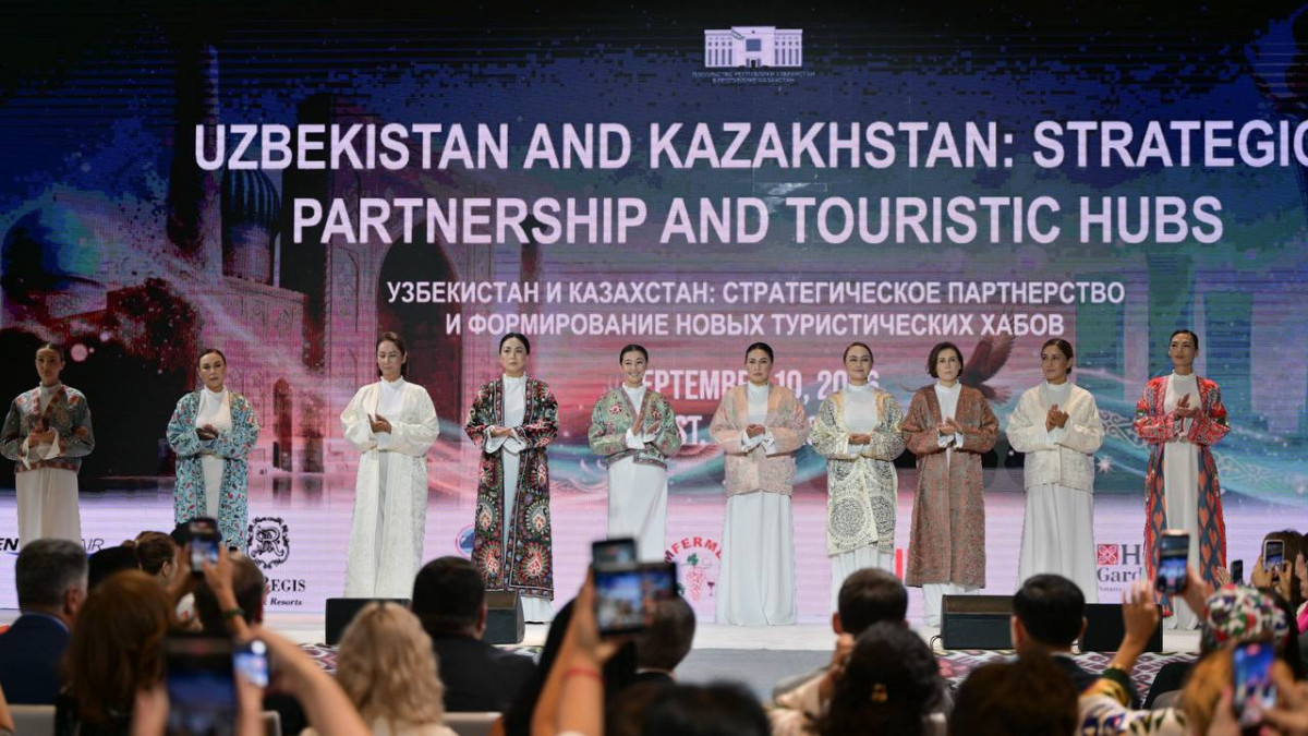 Қазақстан мен Өзбекстан Орталық Азияның бірыңғай туристік бағытын дамытпақ