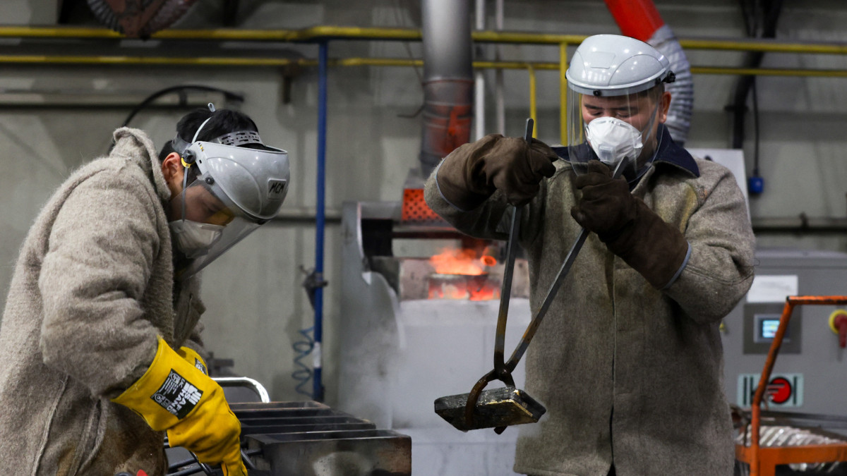 Цены производителей в Казахстане выросли на 5,6% за год