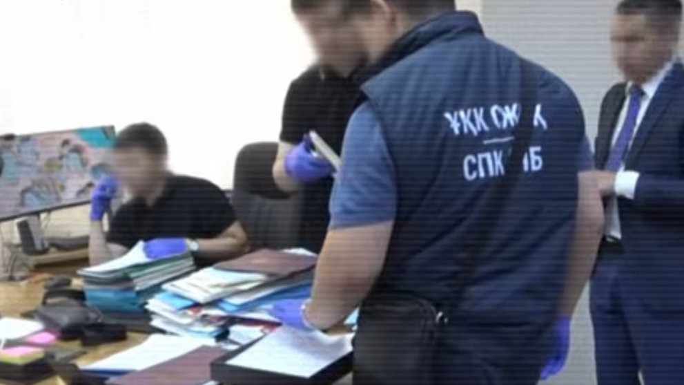 Два транспортных чиновника задержаны за взятки на 40 млн тенге