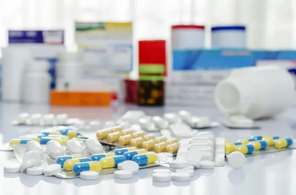 Цифрлық бақылау сатылымдағы 26 мыңнан астам тегін дәрі-дәрмек пакетін анықтады