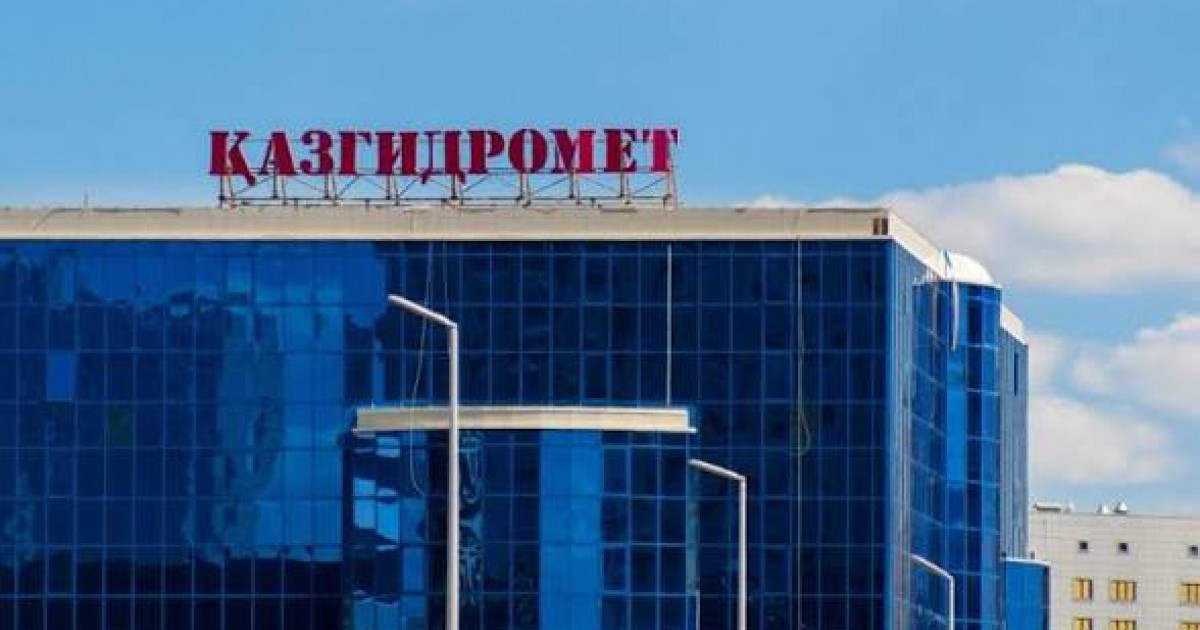  Қатты жел, нөсер және аптап ыстық: Қазақстанда дауылды ескерту жарияланды 