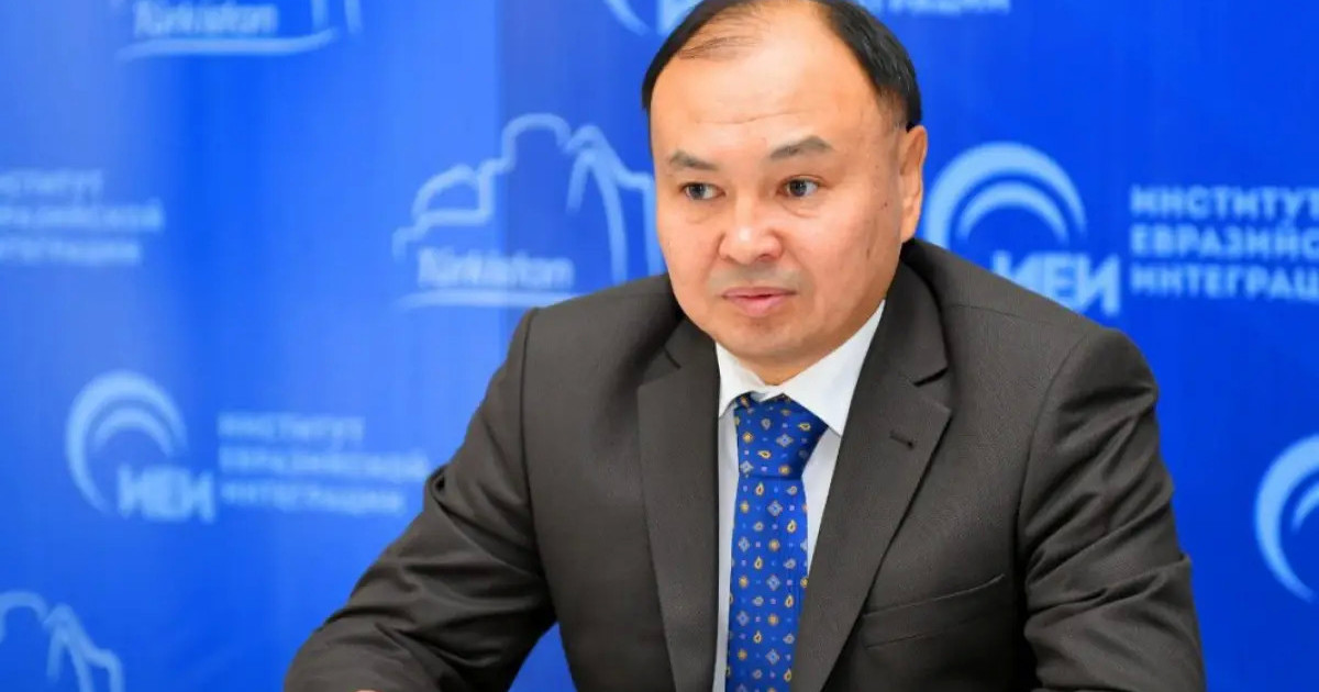  Ерлан Сайыр: Қазақ сәлемдесуінің басты ерекшелігі – ұстамдылық 