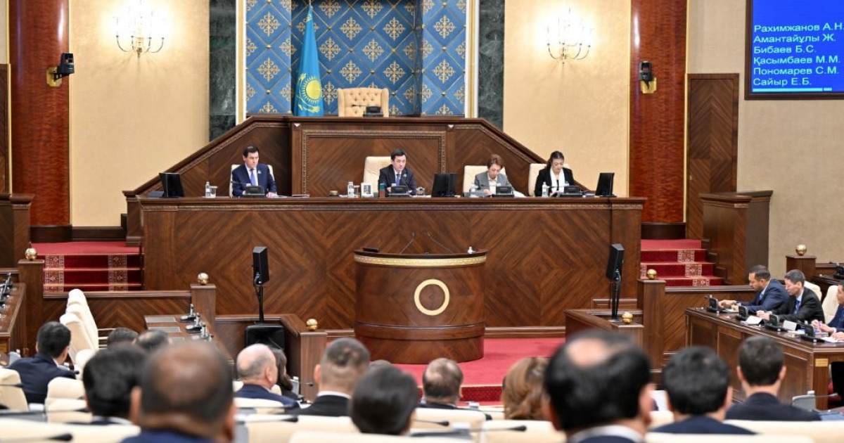   Құрылтай регламенті қабылданды   