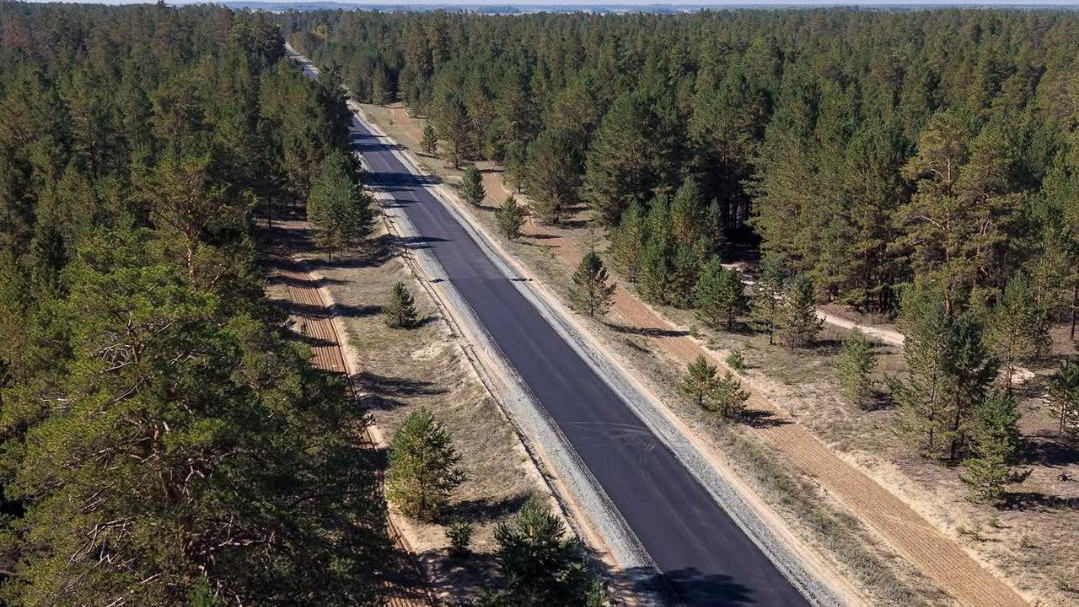 Более 5 км дороги уже заасфальтировали в области Абай