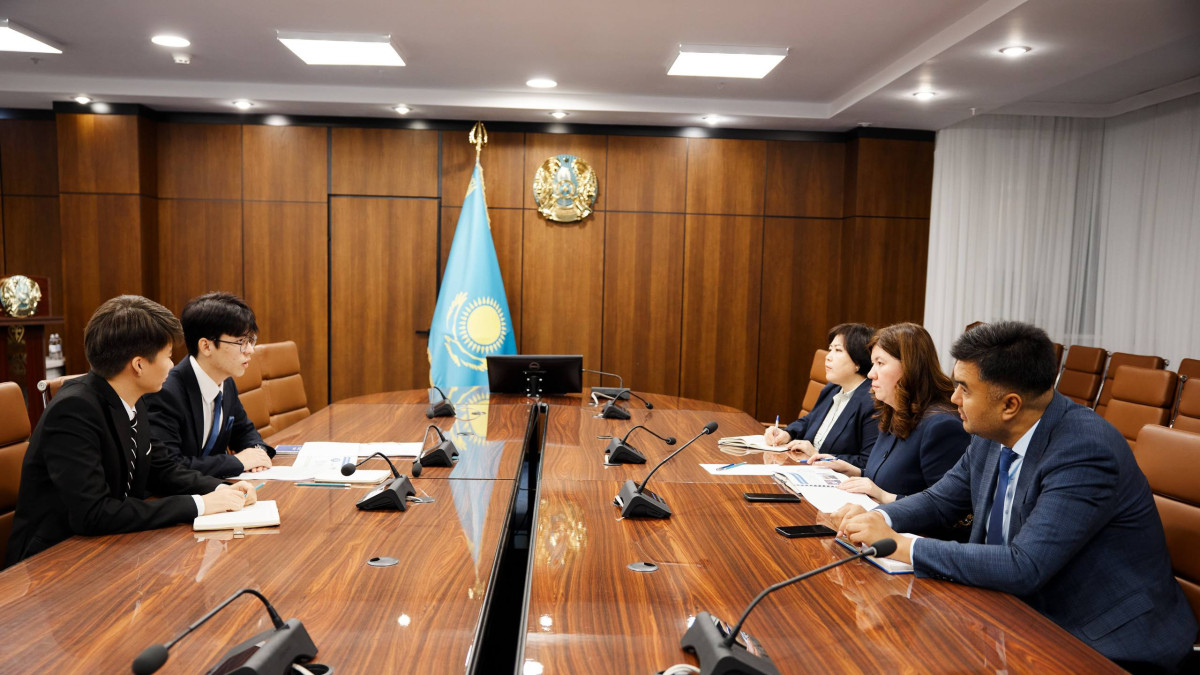 Жұлдыз Сүлейменова: Оқушылардың бастамаларын қолдауға басымдық берілуі керек