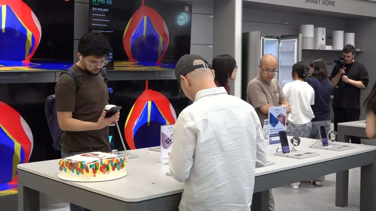 Қазақстан нарығы біз үшін өте маңызды: Алматыда кезекті ресми Xiaomi дүкенінің ашылу салтанаты өтті