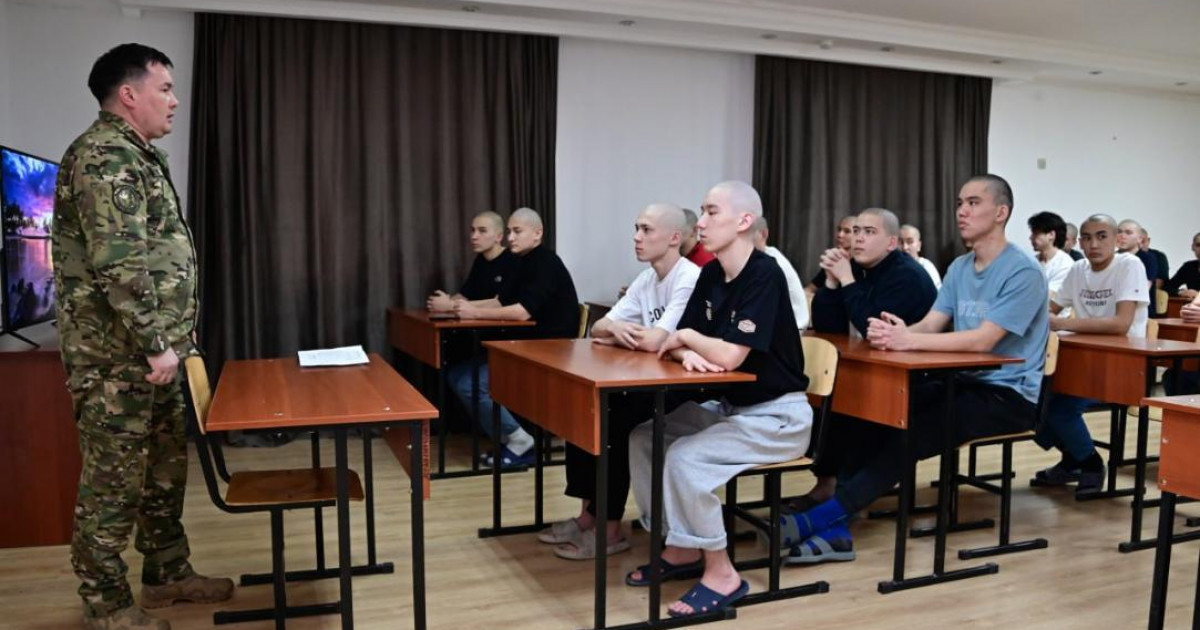   Шақырту қағазы, медкомиссия, кейінге қалдыру: Қазақстандағы әскерге шақыру туралы нені білу керек?   