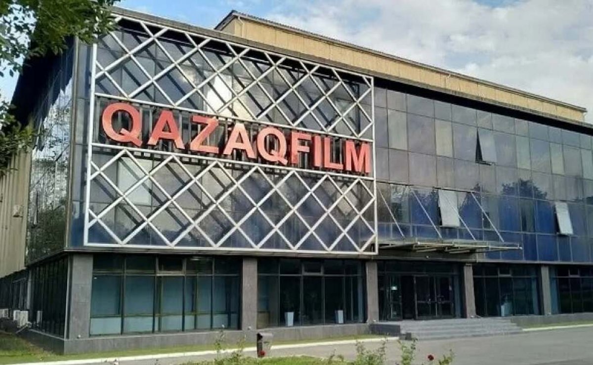 Аллея звезд “Казахфильма” пополнилась новыми именами (ВИДЕО)