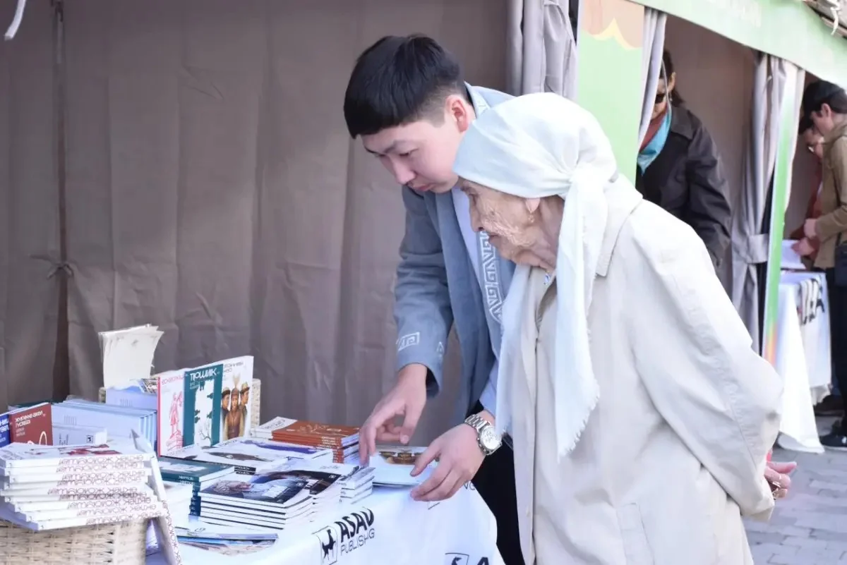 На алматинском Арбате ко Дню города пройдет книжная ярмарка «Кітап Fest»