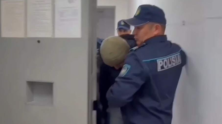 Аралда учаскелік полиция инспекторын өлтірді деген 39 жастағы күдікті қамауға алынды