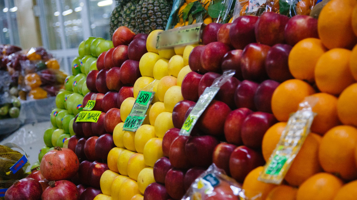 Какие продукты подешевели в Казахстане за неделю