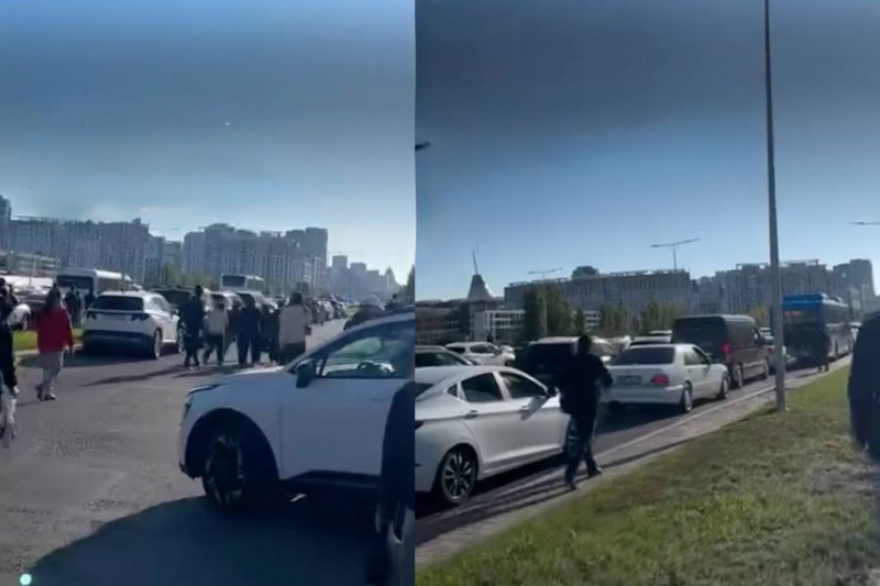 Адские пробки в Астане: почему люди бросили автобусы и пошли пешком