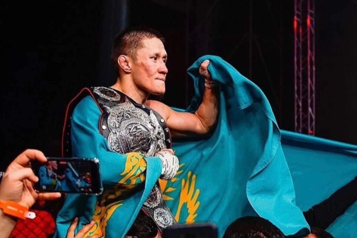 Жалғас Жұмағұлов ресейлік чемпионмен жұдырықтасады