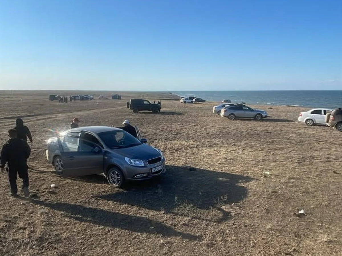 Двое мужчин погибли во время рыбалки на Зайсане