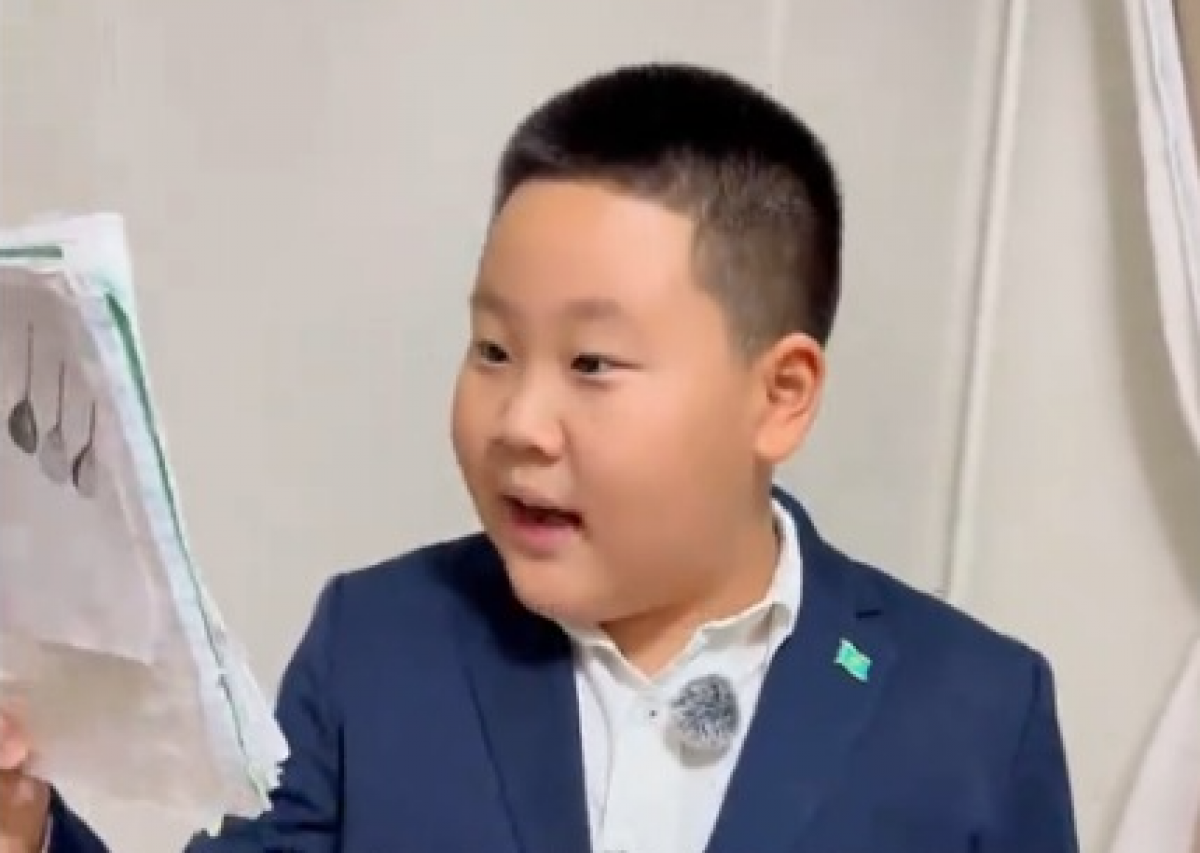 Китайский мальчик удивил пользователей речью на казахском языке (ВИДЕО)